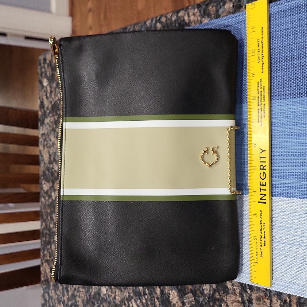 C Wonder cosmetic, tablet case